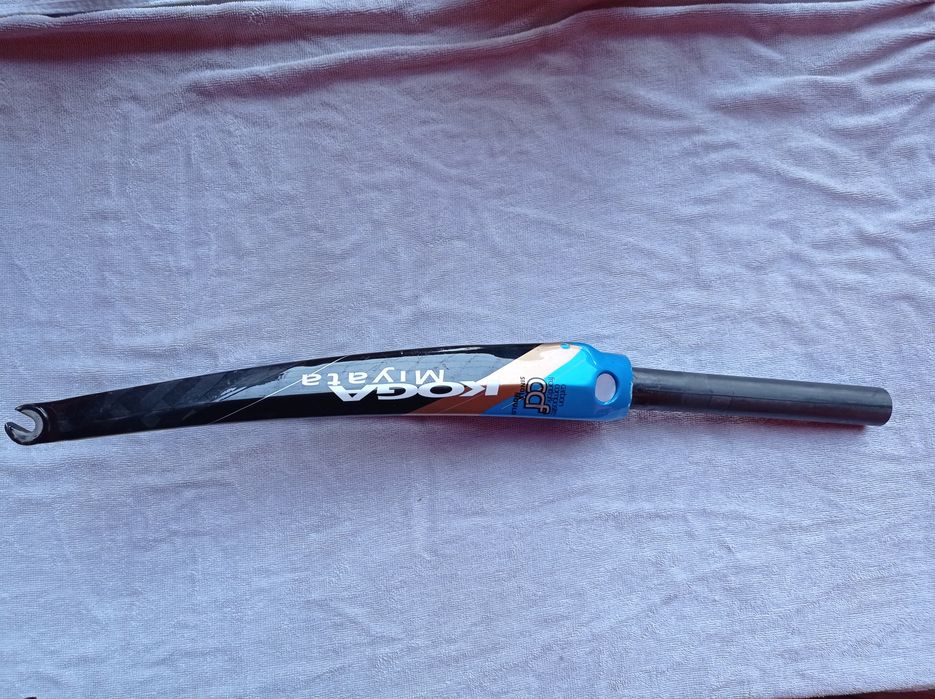 Widelec Koga Miyata Carbon 28" 1 1/8 28,6mm