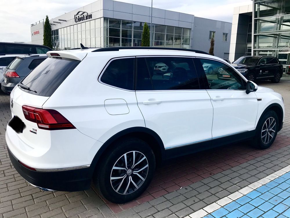 Задні Передні  праві Графітові і  Білі двері ‼️Tiguan Allspace ‼️