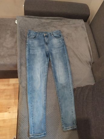 Damskie jeansy S