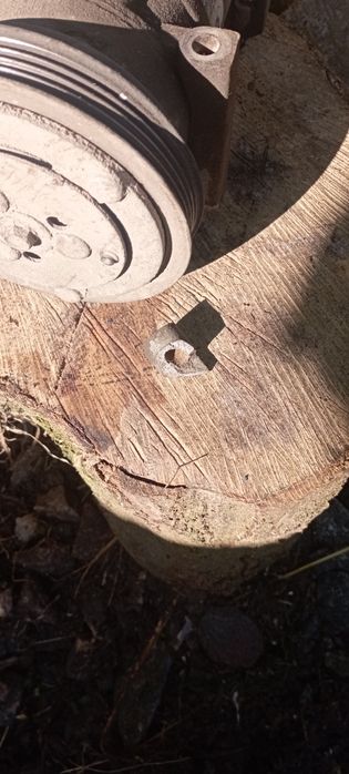 Компресор кондиціонера джилі мк