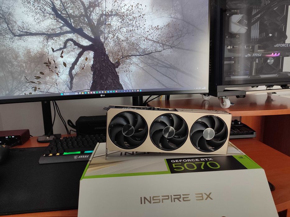 MSI NVIDIA GeForce RTX 5070 "Blackwell" Inspire 3X OC 12G GDDR7 DLSS4