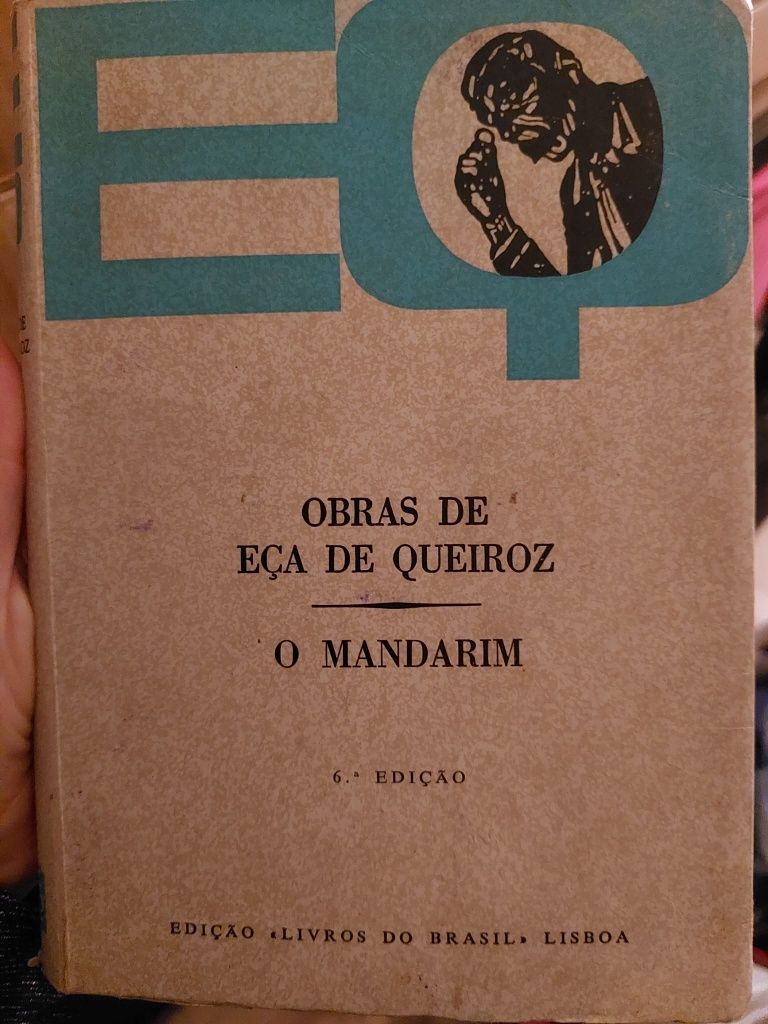 Várias livros antigos