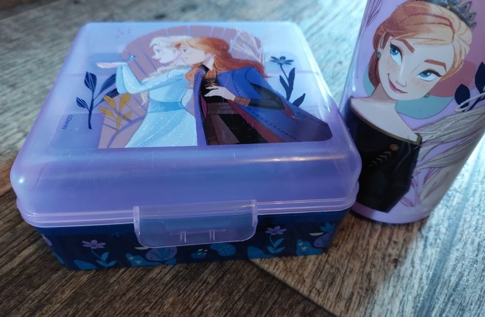 Kraina Lodu śniadaniówka na prezent bez bidonu