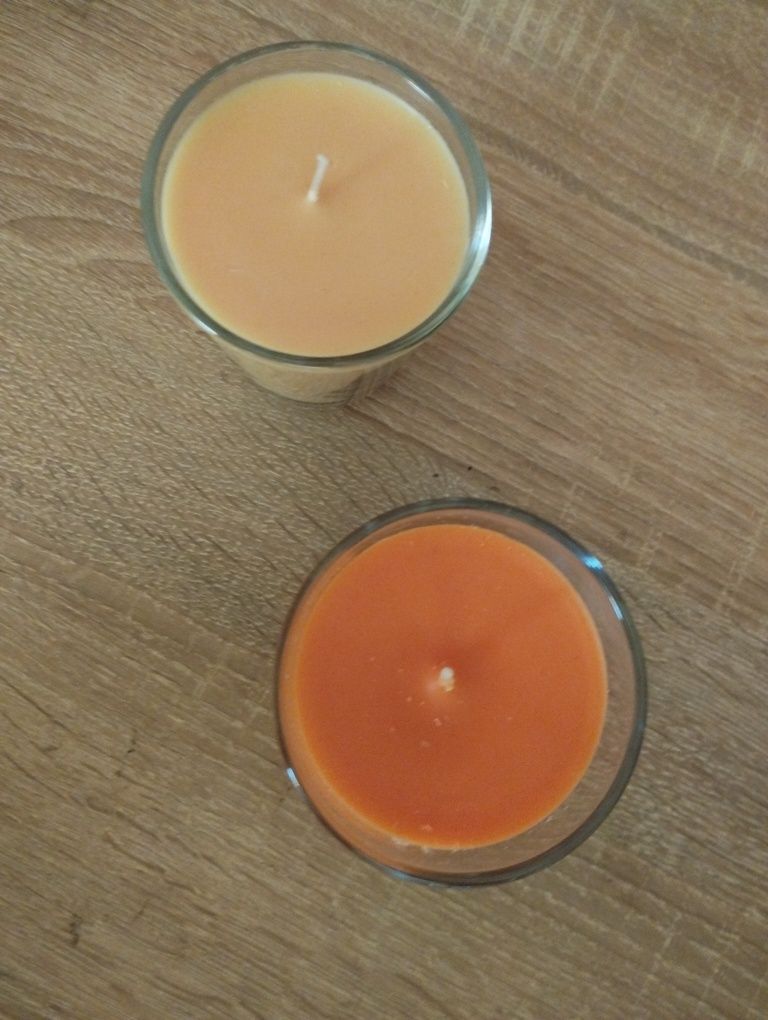 Świeczki żółta i pomarańczowa