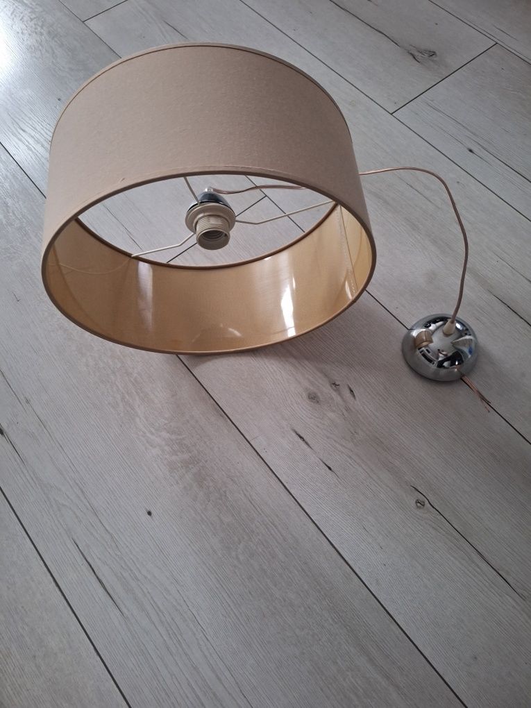 Lampy wiszące beż