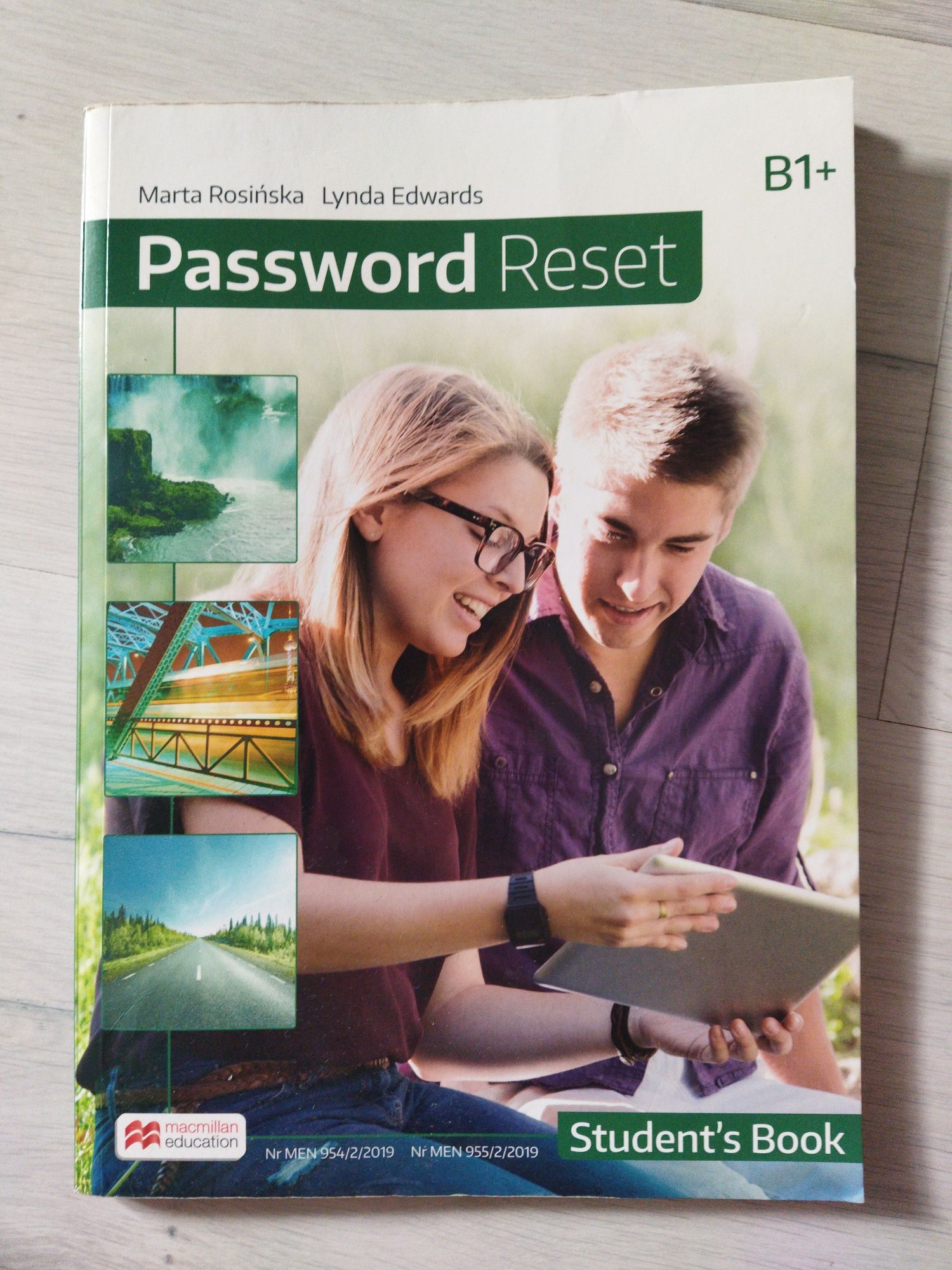 Password Reset B1+, podręcznik