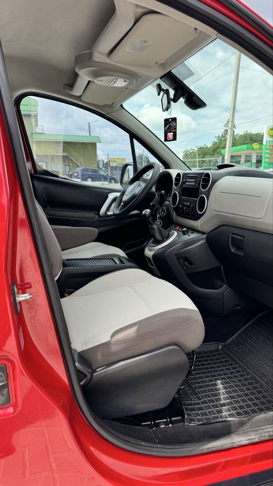 ПАСАЖИР Citroen Berlingo Сітроєн Берлінго 2013р 1.6 ГАЗ/БЕНЗ 5МКПП