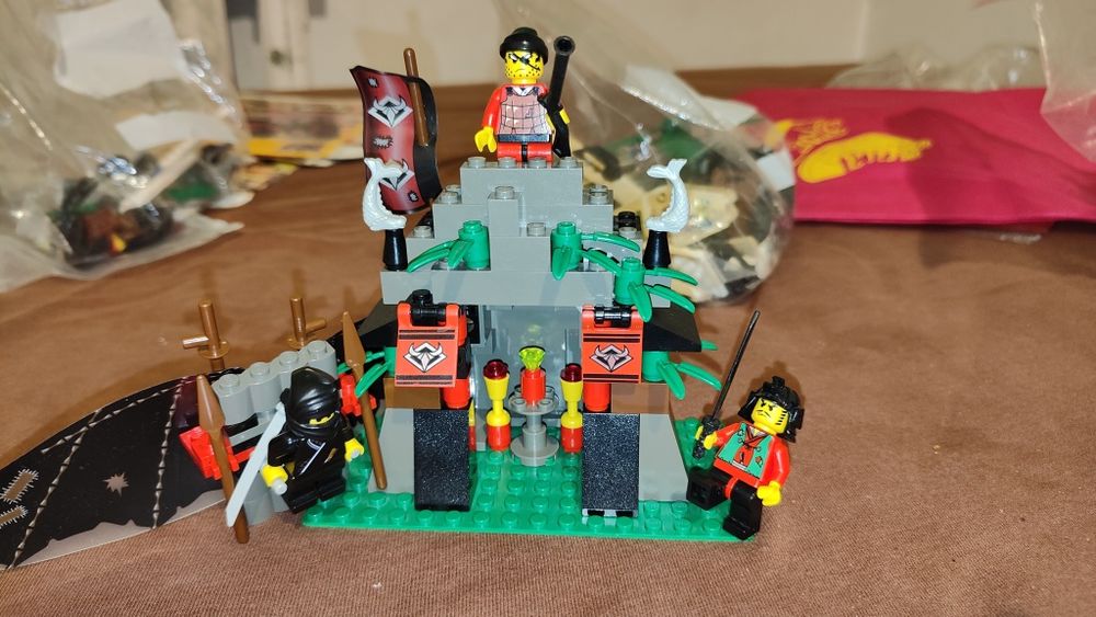 Lego 6045 - Ninja Suprise