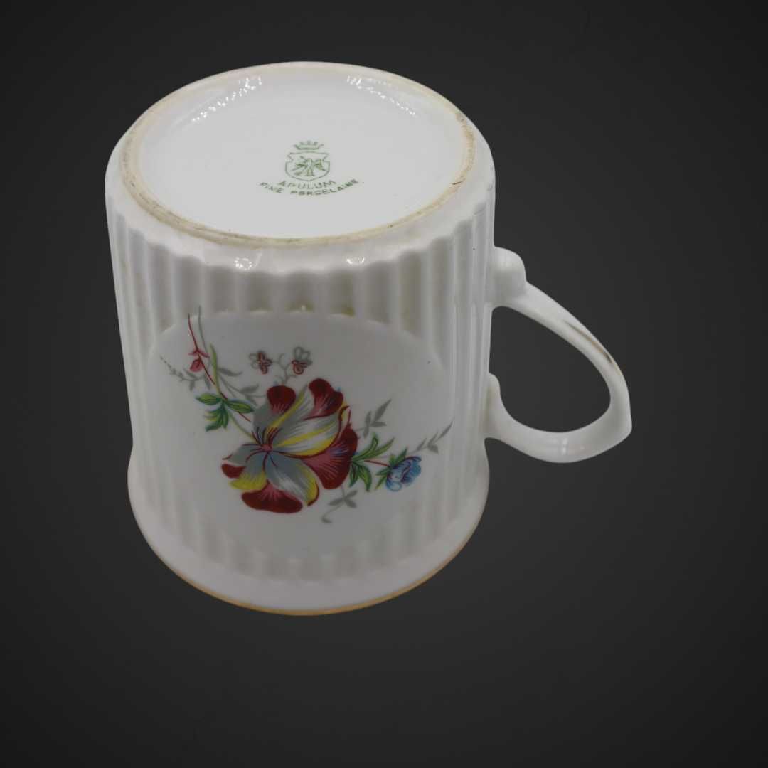 Kubek porcelanowy kwiaty Apulum b5/041278