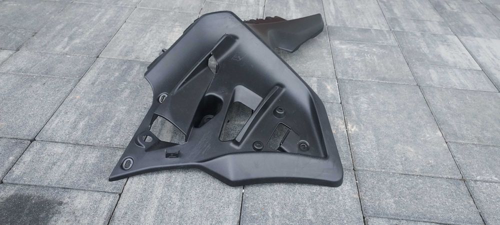 Bok boczek owiewka osłona Yamaha Tracer 7 700 plastik 2020- 2024