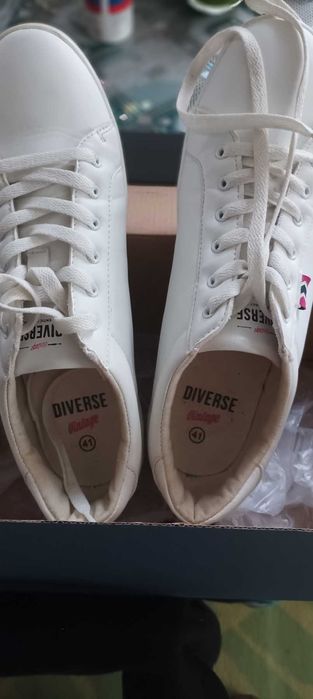 Жіночі кеди Diverse 41 размера