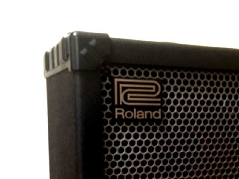 Amplificador de guitarra Roland em bom estado