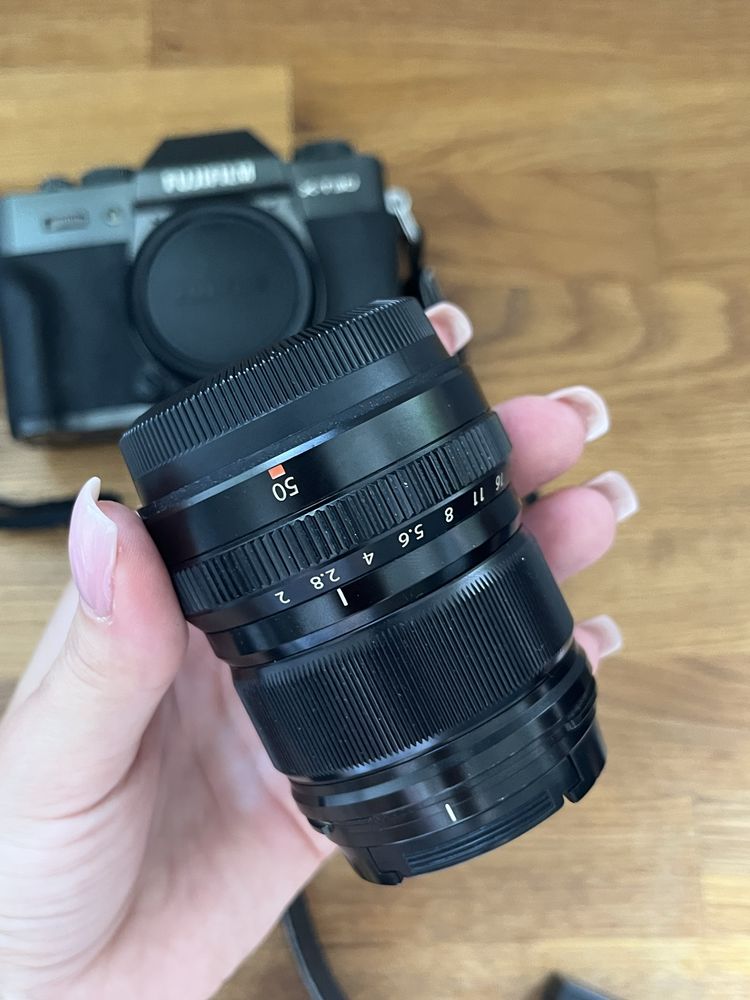Fujifilm XT-30 z obiektywem 50 mm