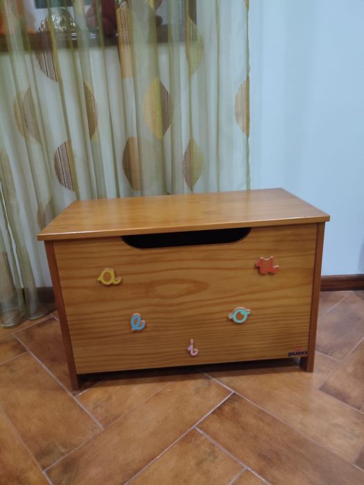 Quarto de bebé  em pinho