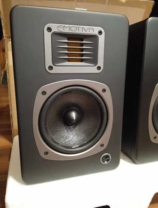 Знижка! Нові Активні Стереодинаміки Emotiva Airmotiv 5 *USA*