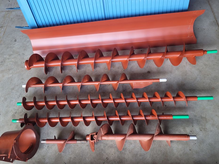 Slimak ziarnowy kłosowy wygarniajacy frez klin płaszcz Bizon Z056 Z058