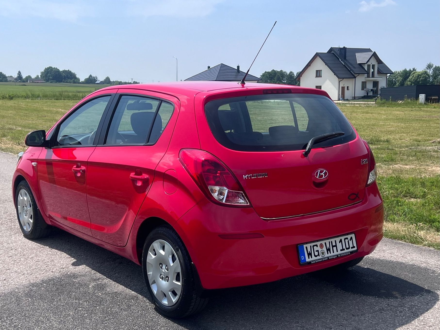 Hyundai i20 Piękny_FabrycznyStan_Dobrze_Wyposażony_PodgrzewaneFotele_PełnySerwis