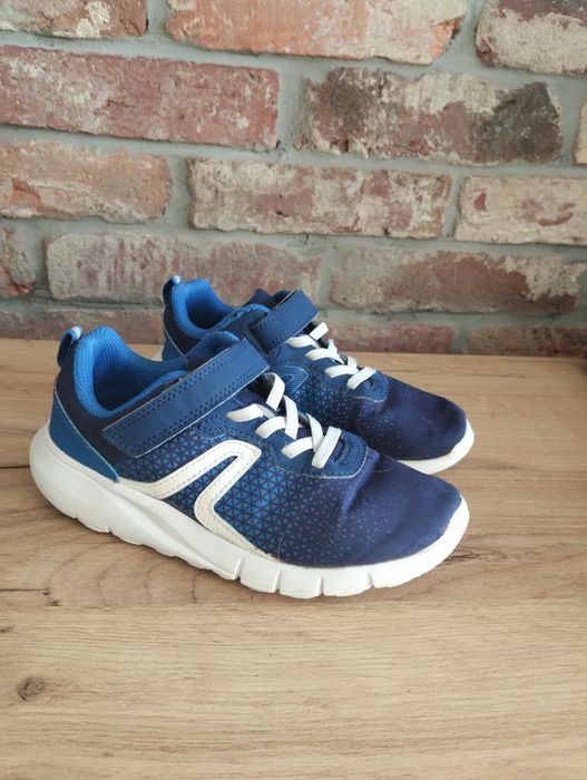 Buty adidasy Newfeel 32