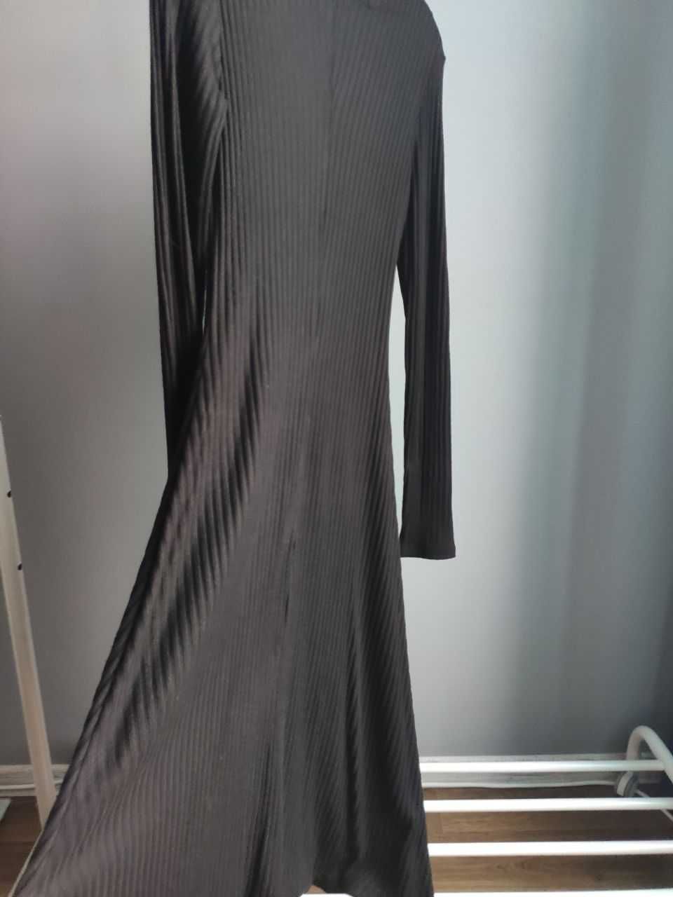 Платье женское MANGO ( Новое), раз S, цвет: черный, трикотаж, миди
