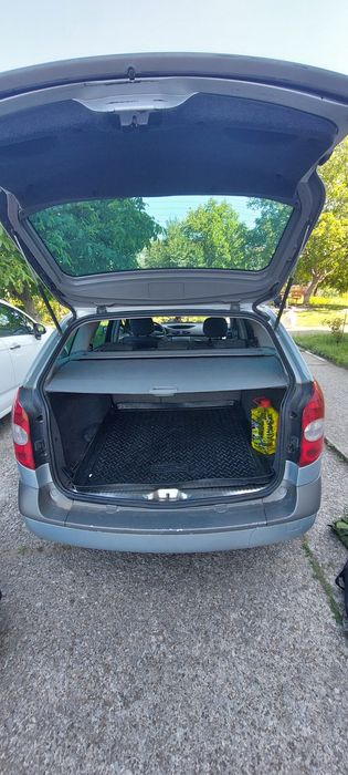 Продаж Рено Лагуна 2004 рік