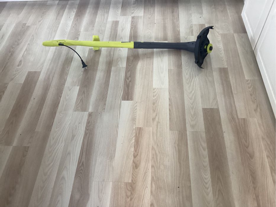 Podkaszarka do trawy ROBI