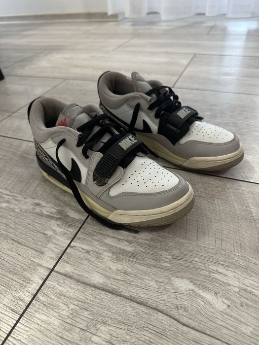Buty chlopiece Nike Jordan 38.5