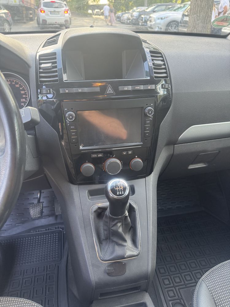 Opel Zafira B Ops 1.9 cdti