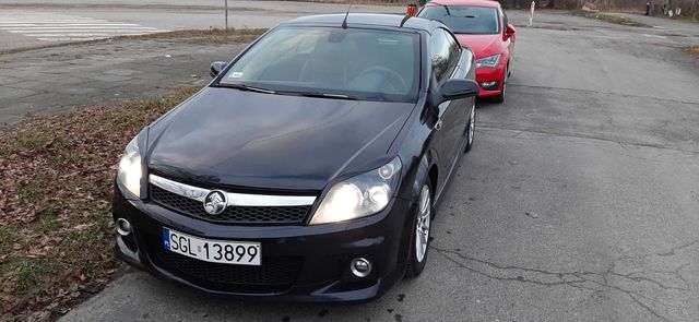 Opel Astra H TwinTop 1.9 CDTI Cosmo