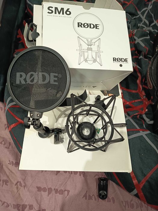 Продам Мікрофон в відмінному стані RODE NT 1-A