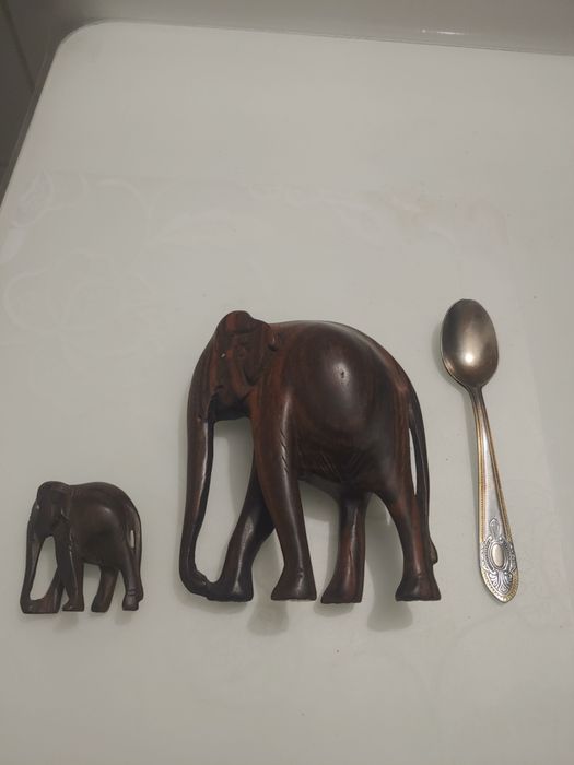 Коллекционные фигуры статуэтки слоников, натуральное дерево