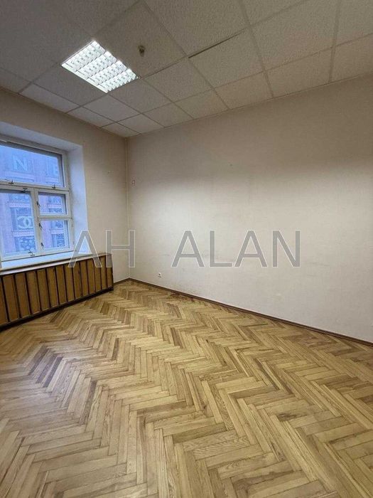 Оренда офісу  по вул. Богдана Хмельницького. ЦУМ