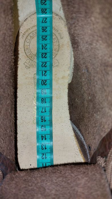 Чоловіче взуття.