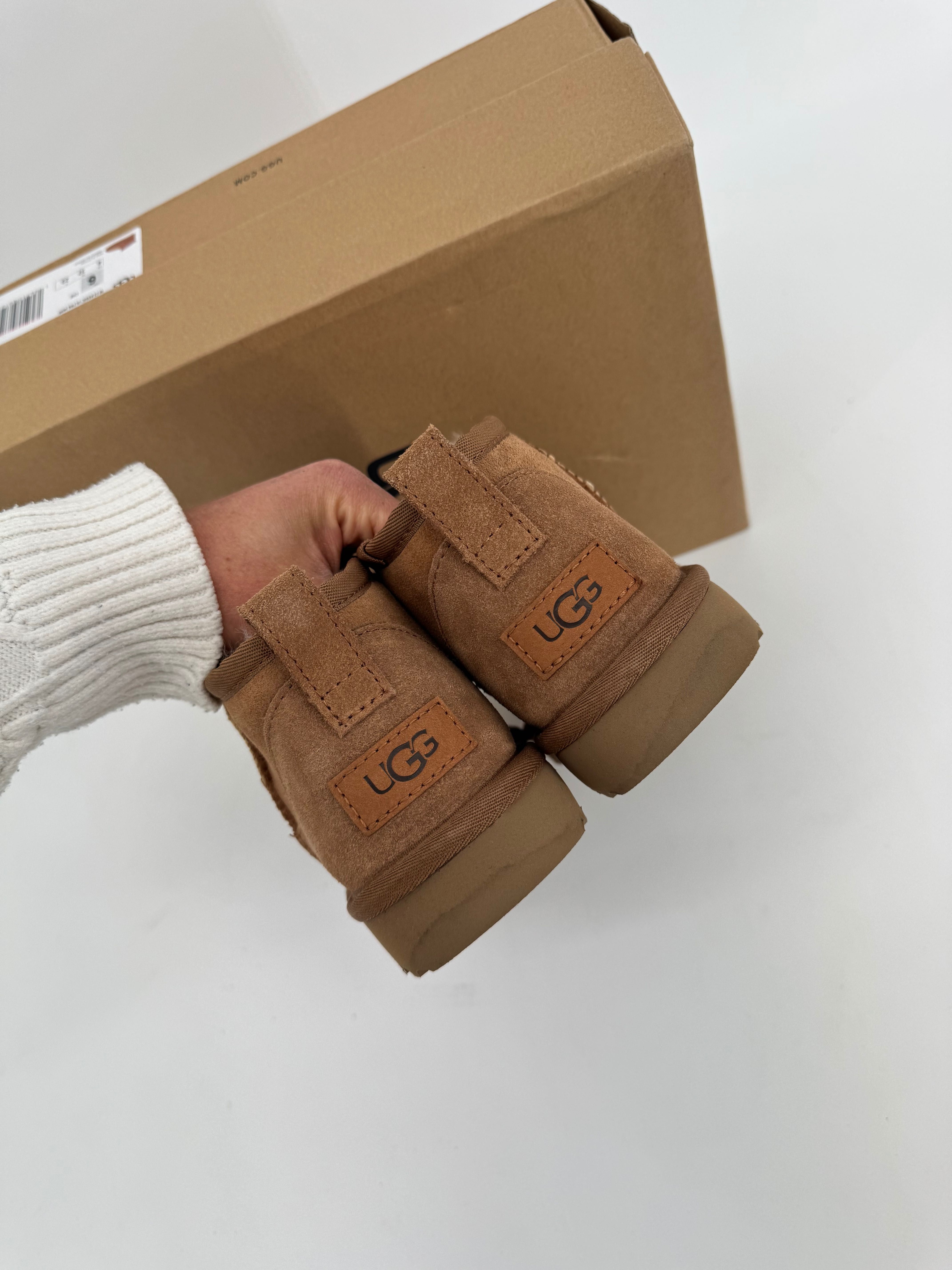 UGG W classic ultra mini kozaki botki brązowe skórzane buty na wiosnę