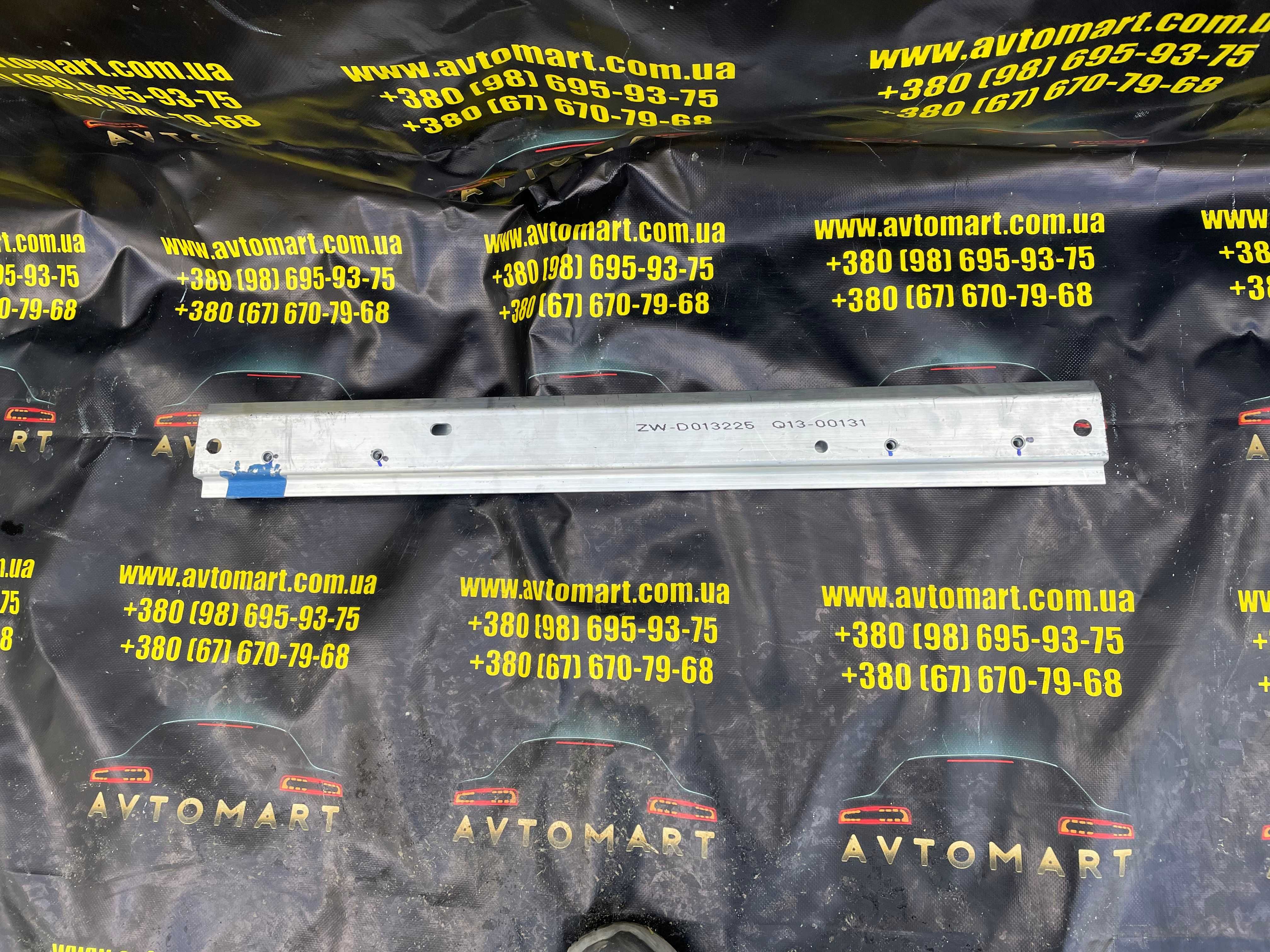 Підсилювач переднього підрамника Tesla Model Y 1667529-00-A