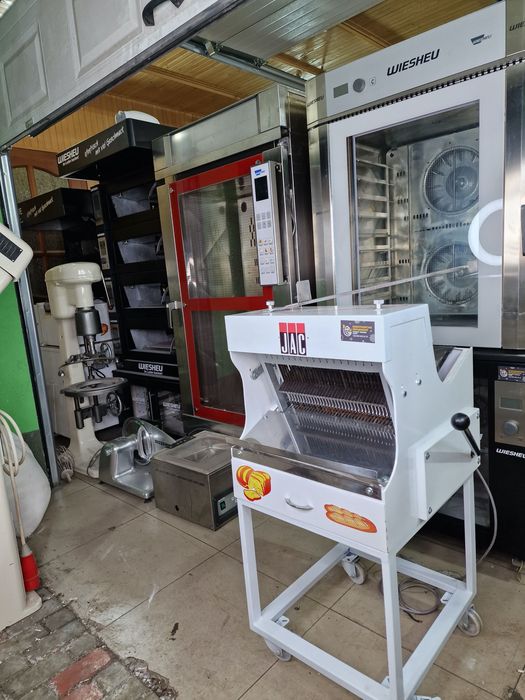 Хлеборезка для пекарни полуавтомат JAC професійна