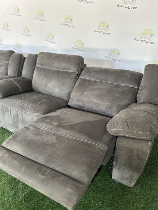 Комплект велюрових тканинних диванів з електрореклайнером з Німеччини