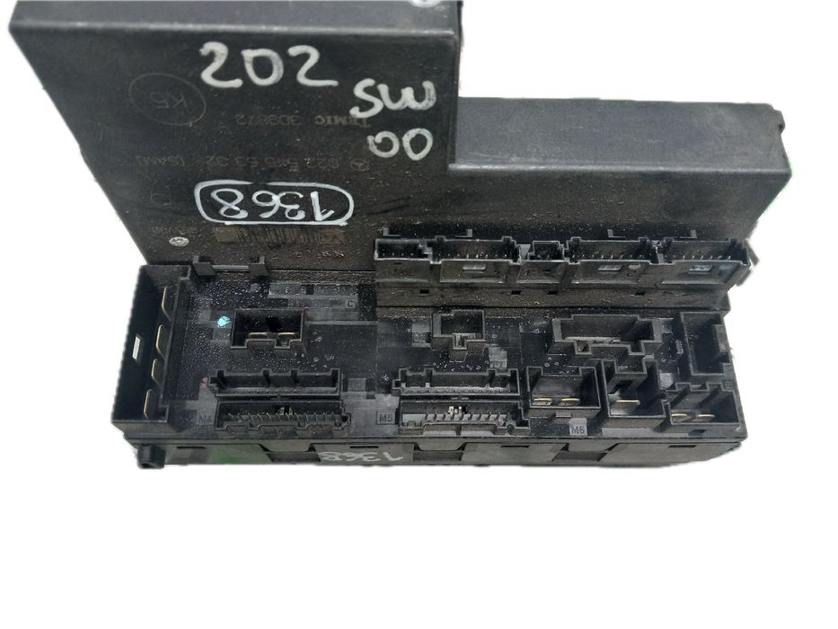 Módulo genérico MERCEDES-BENZ Classe E Carrinha (S210)