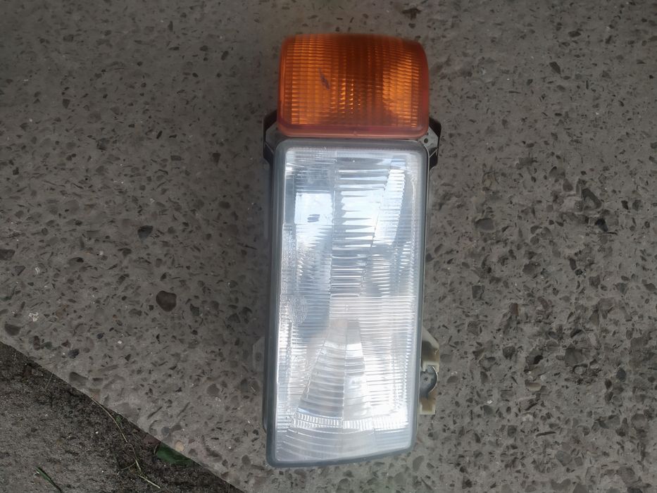 Audi B3, Ауді В3, фара з поворотом