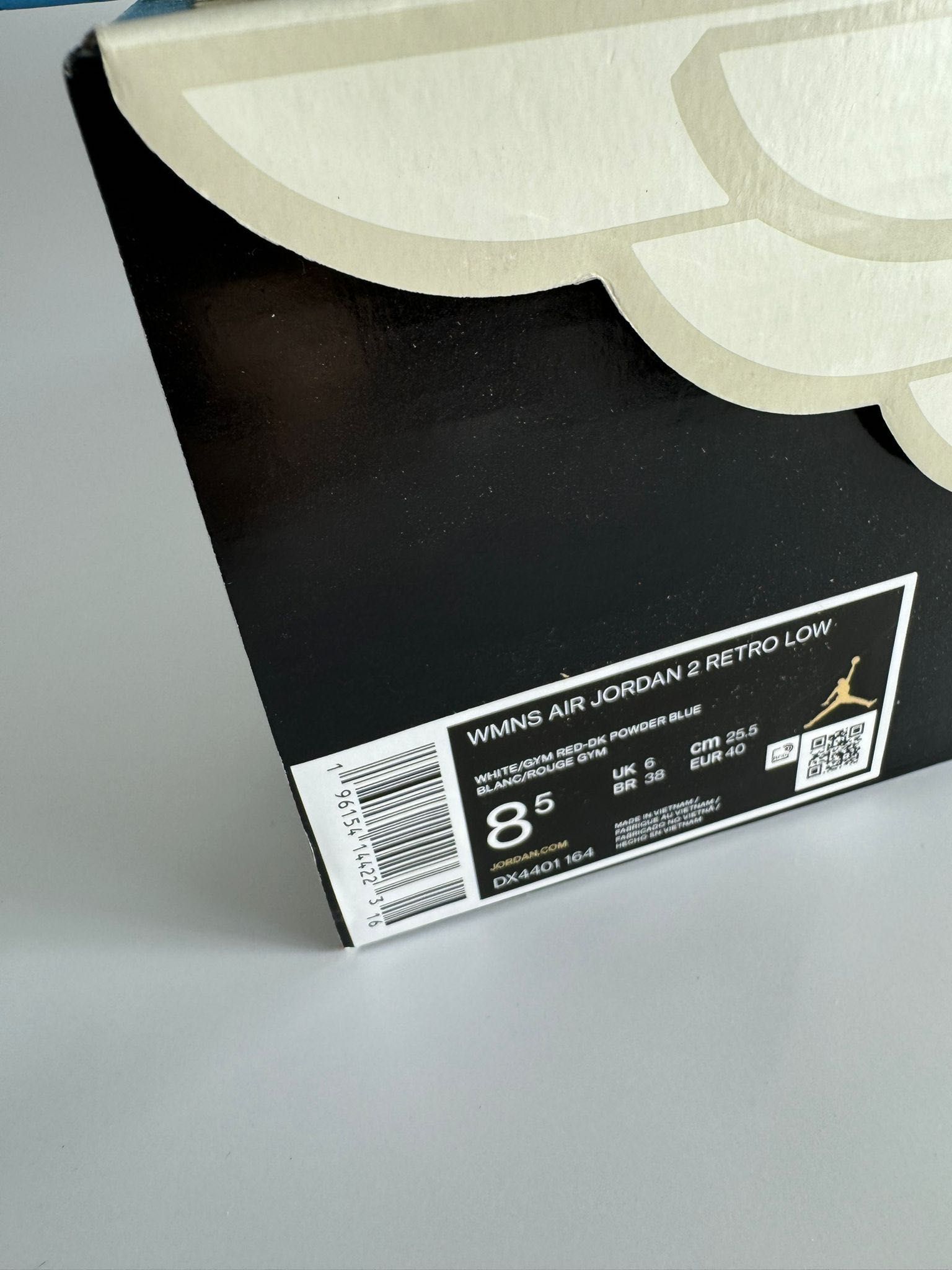 Nowe Sneakersy WMNS AIR JORDAN 2 RETRO LOW Damskie 40