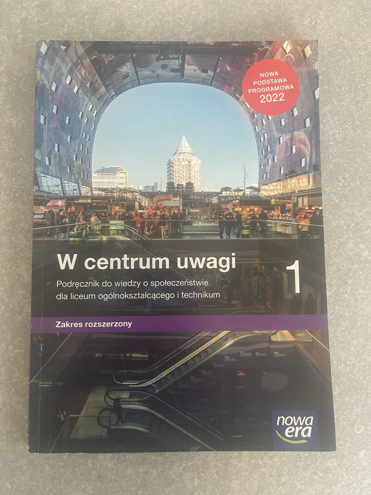 Podręcznik WOS w centrum uwagi 1 dla rozszerzenia