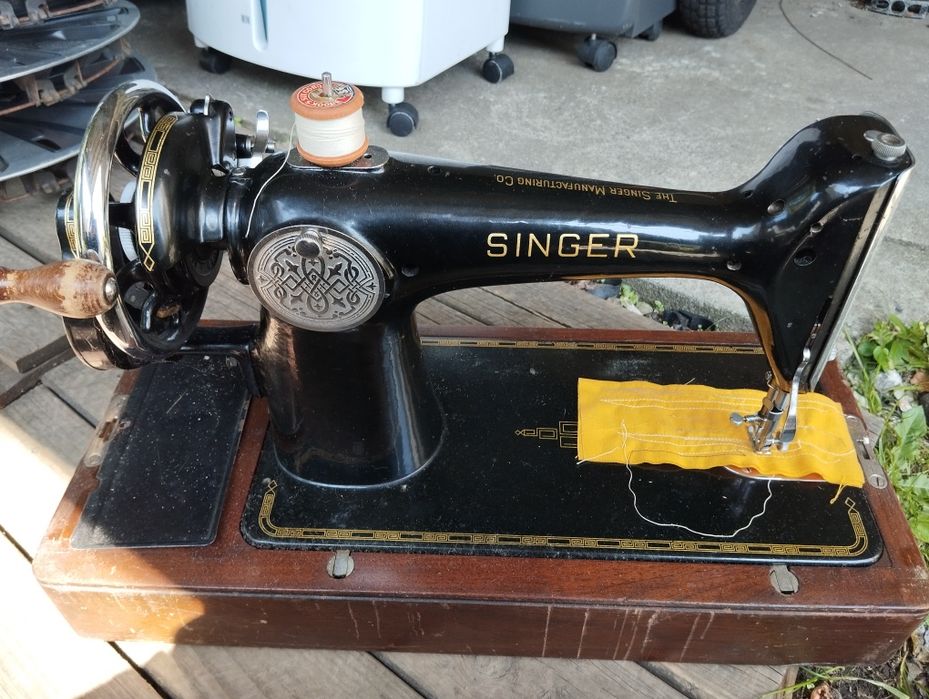 Stinger maszyna  do szycia Singer