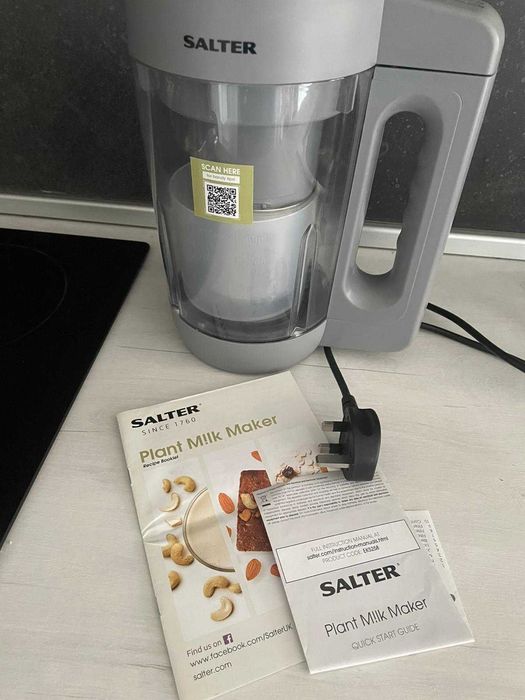 Máquina de fazer bebidas vegetais Silver – em perfeito estado ficha UK