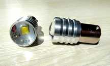 Żarówka LED CREE Q5 BA15S P21W 12 V Światła cofania lub dzienne