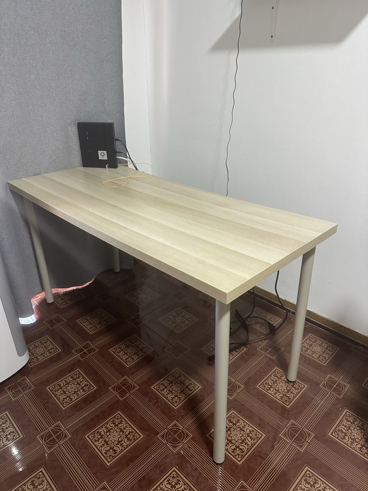 Mesa Secretaria IKEA