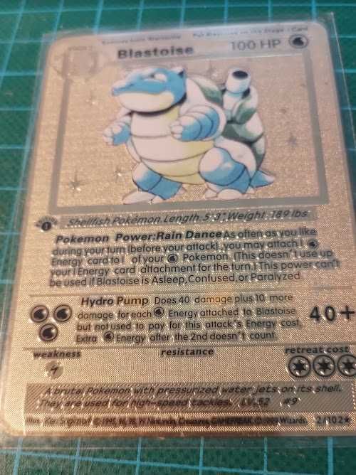 Cartas Pokemon metal douradas - Venusaur Charizard Blastoise