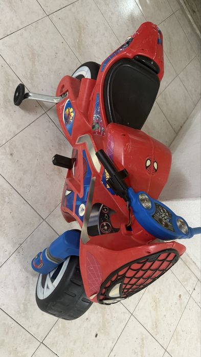 Moto crianca spiderman