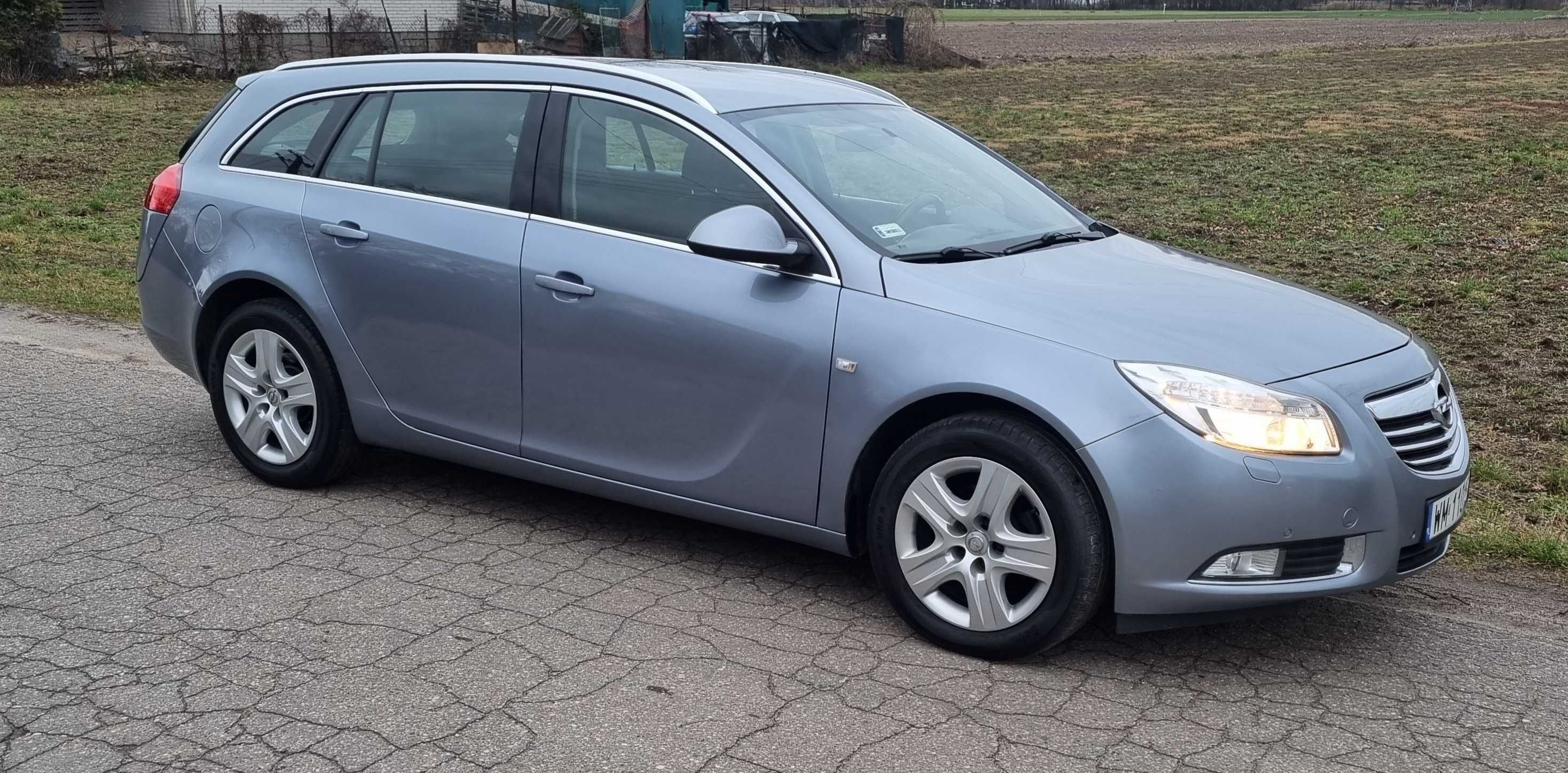 Insignia 2.0diesel super stan zadbana