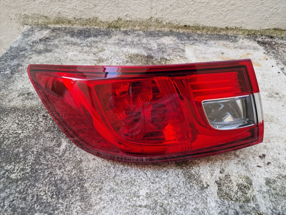 Tampa da mala Renault Clio IV