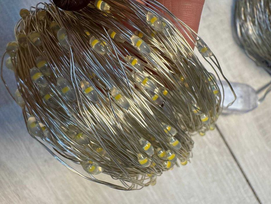 Гірлянда. 30 метрів. 300 потужних ламп. Працює від USB. 8 режимів.