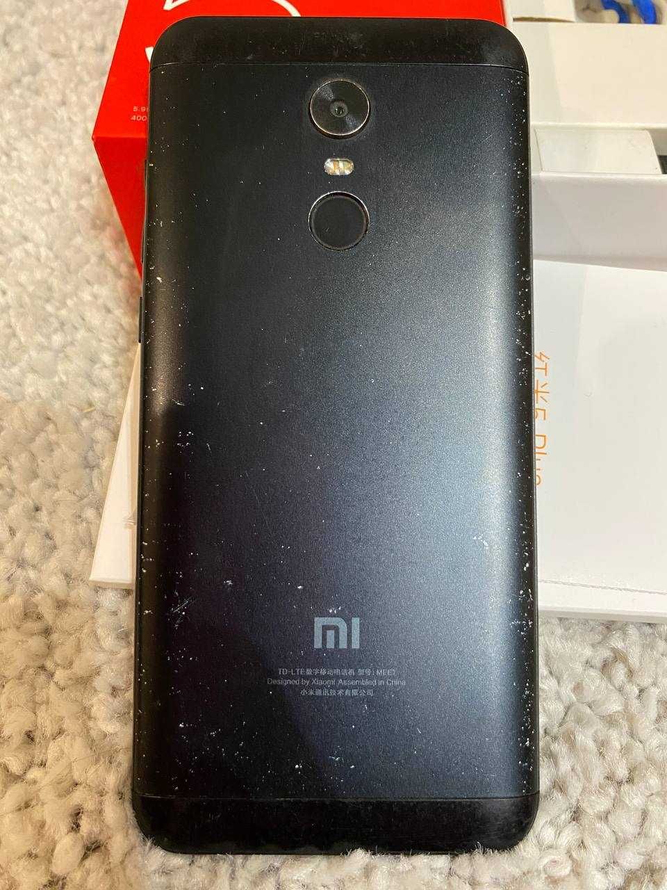 Смартфон Xiaomi Redmi 5 Plus 3/32 Black (2 SIM) Телефон